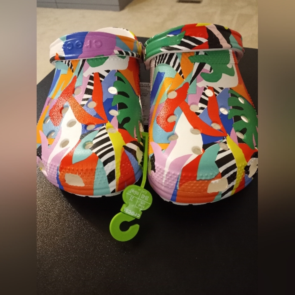 Muti-color Crocs